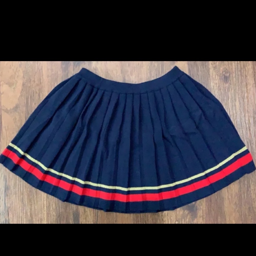 Authentic GUCCI toddlers knitted skirt size 4